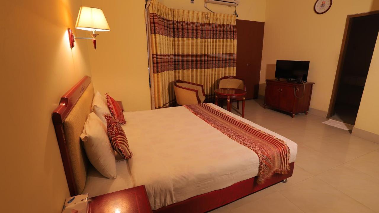 Hotel Metro International Srihotto Zewnętrze zdjęcie