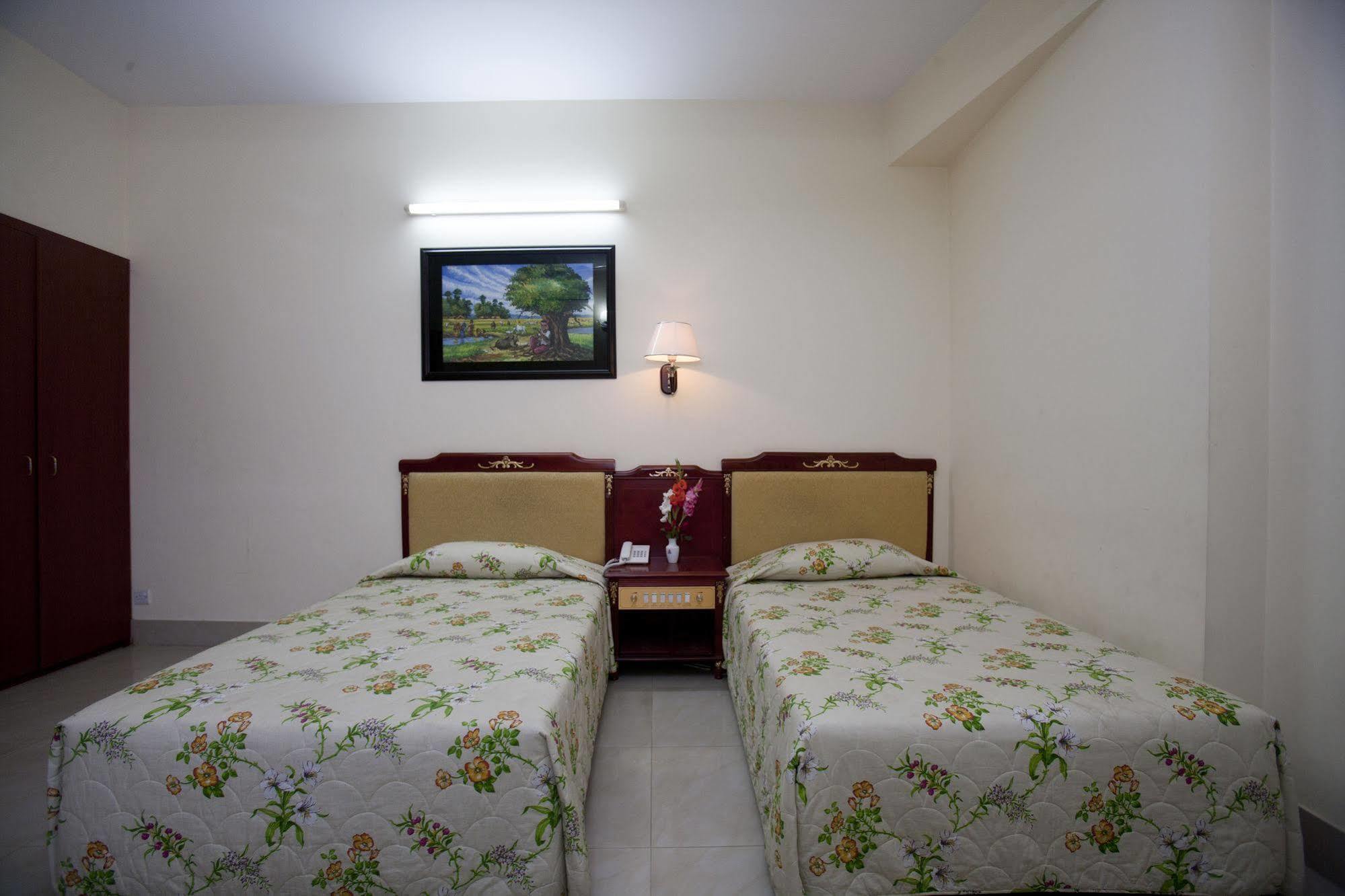 Hotel Metro International Srihotto Zewnętrze zdjęcie