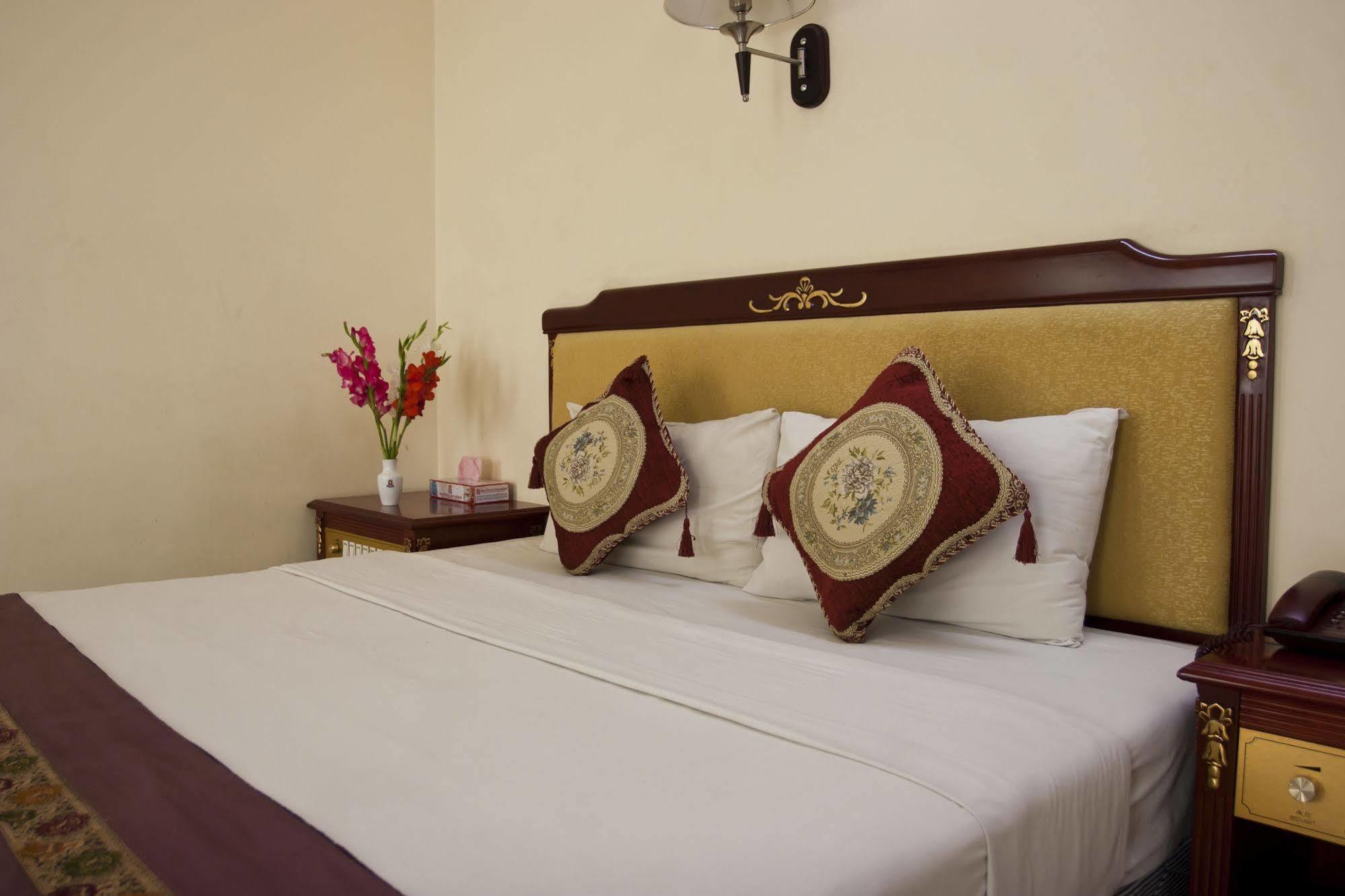 Hotel Metro International Srihotto Zewnętrze zdjęcie